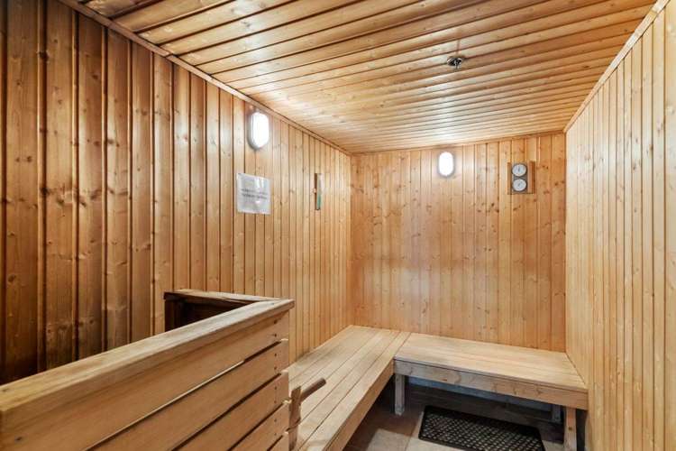 1009/47 Beach Road City Centre_9