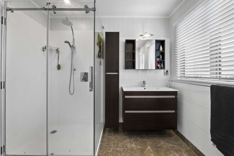 122 Ngamotu Road Spotswood_17