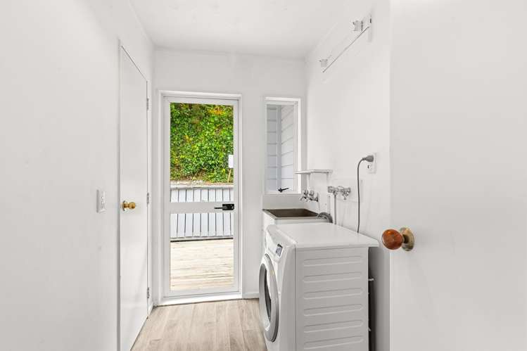 61A Woodhouse Avenue Karori_12