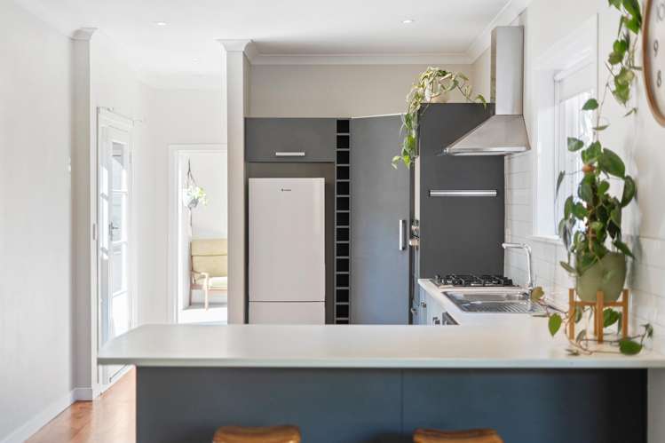 544 Broadway Strathmore Park_20