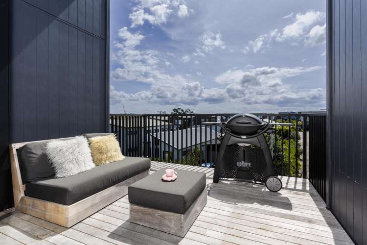 73 Bomb Point Drive Hobsonville_11