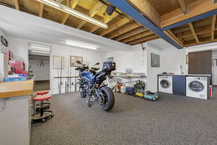 9 Bradbury Road Botany Downs_28