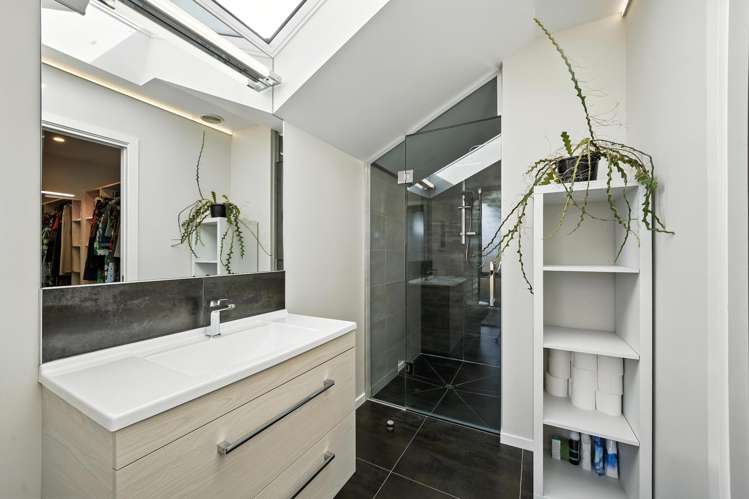 39 Chartwell Street Burwood_7