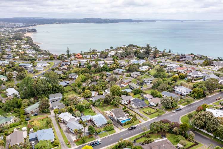 17 Brian Crescent Stanmore Bay_16