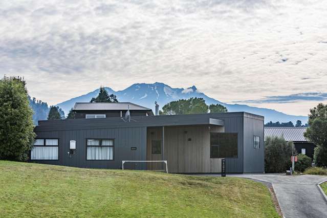 10 Kowhai Heights Ohakune_1