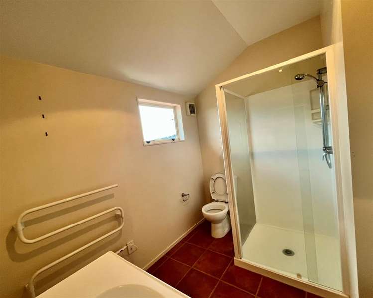 106A Golf Road New Lynn_9