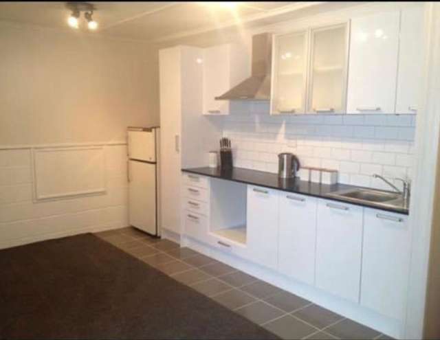 Charming 2BR Flat in Torbay -  Pets OK!