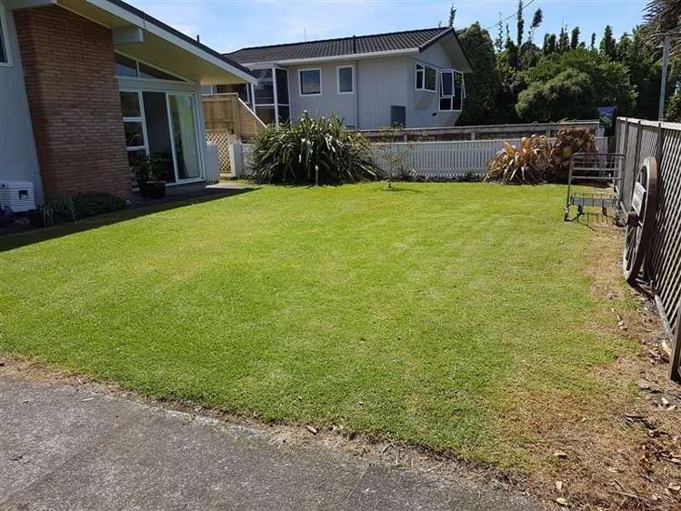 9 Hau Lane Oakura_12