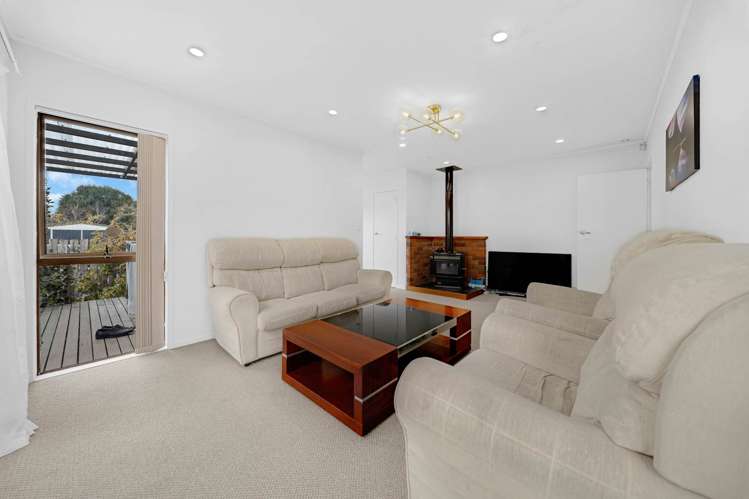 14 Le Havre Place Takanini_15