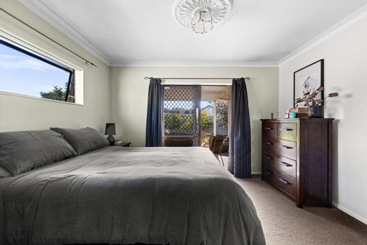 34 Roskilda Crescent Taradale_12
