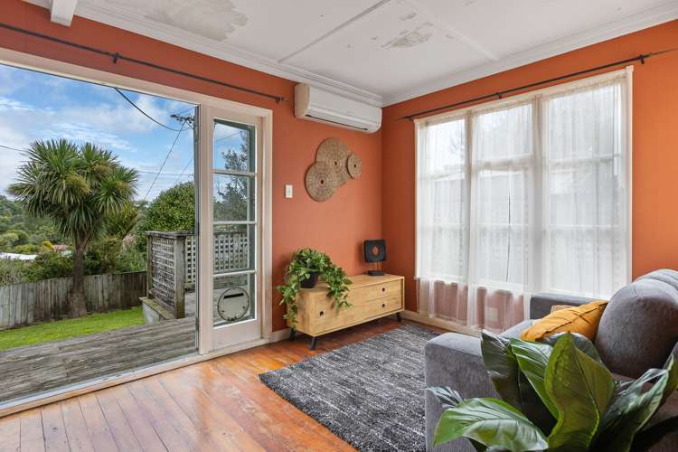 6 Awanui Street Merrilands_11