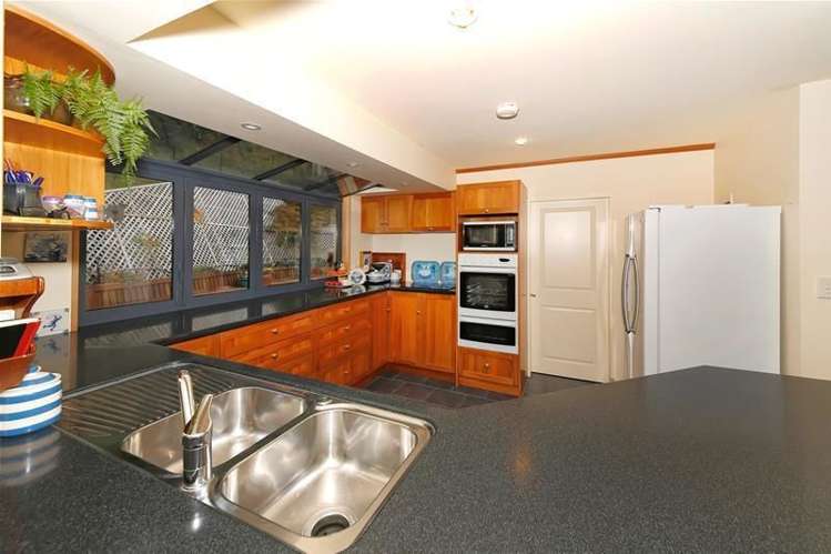 3264 Queen Charlotte Drive Picton_5