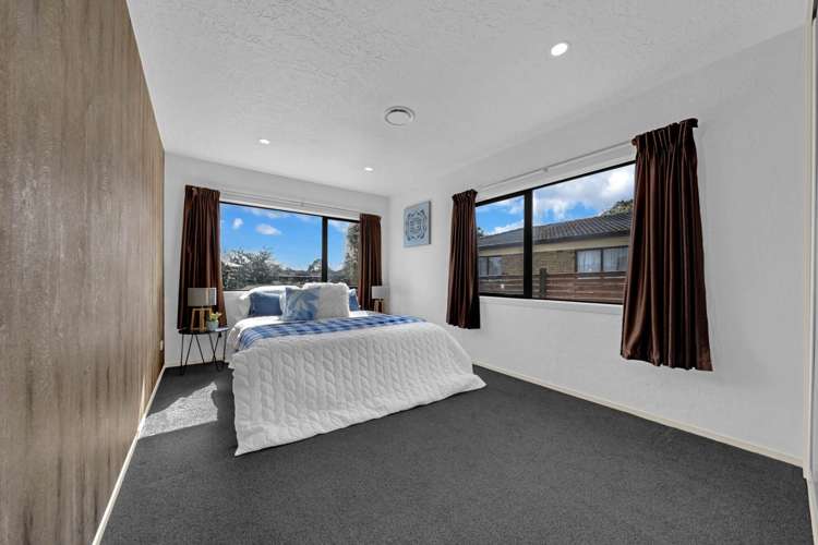 8 Papatahi Place Henderson_29