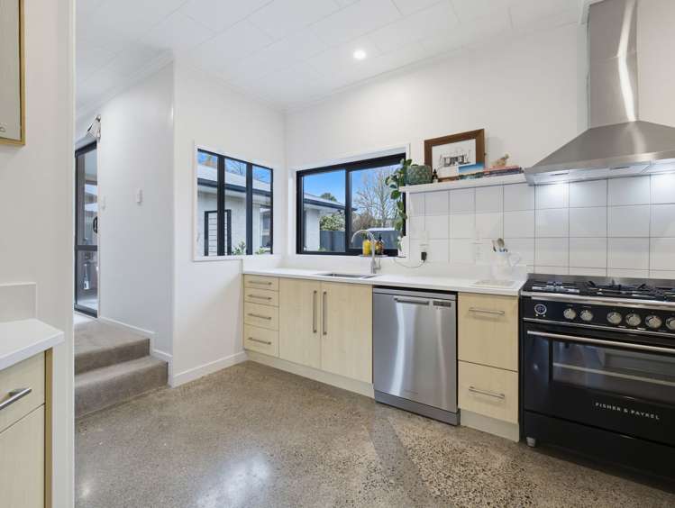 15 Carter Drive Pomare_9
