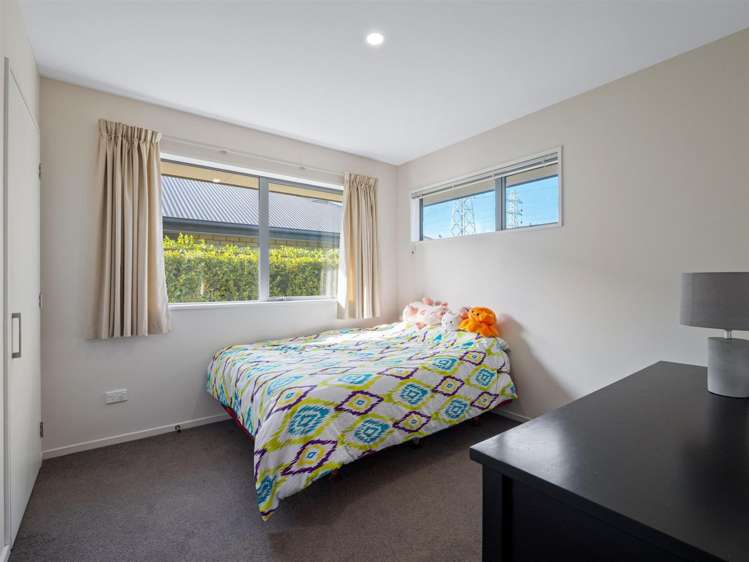 9 Charente Way Yaldhurst_11