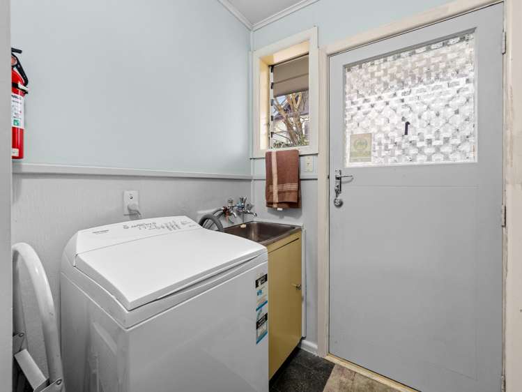 1/63 Short Street Ashburton_18
