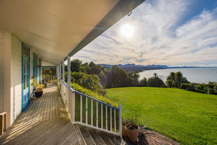 70 Lookout Road Parapara_13