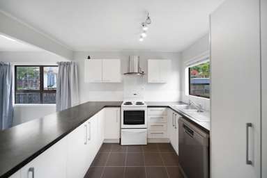 8 Chrisarda Place_2