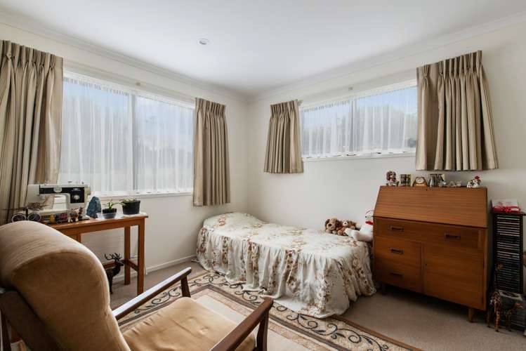 8 Savage Crescent Upper Hutt_10