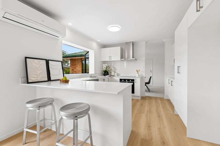 10 Medvale Avenue Flat Bush_7