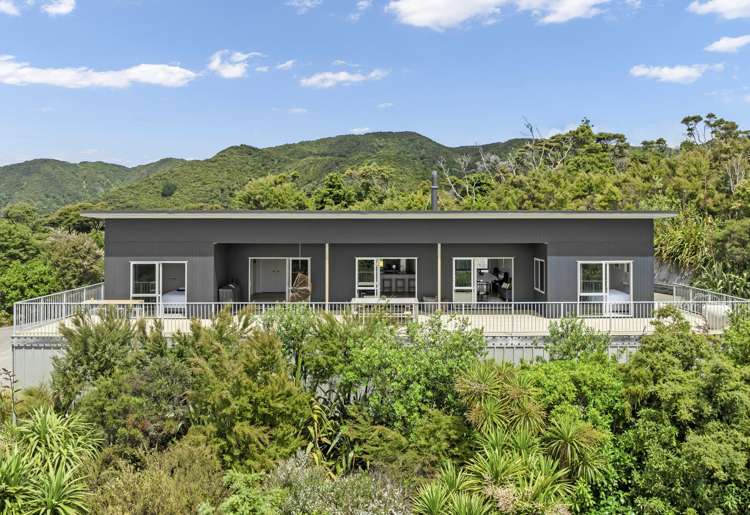 108 The Ridge Langs Beach_1