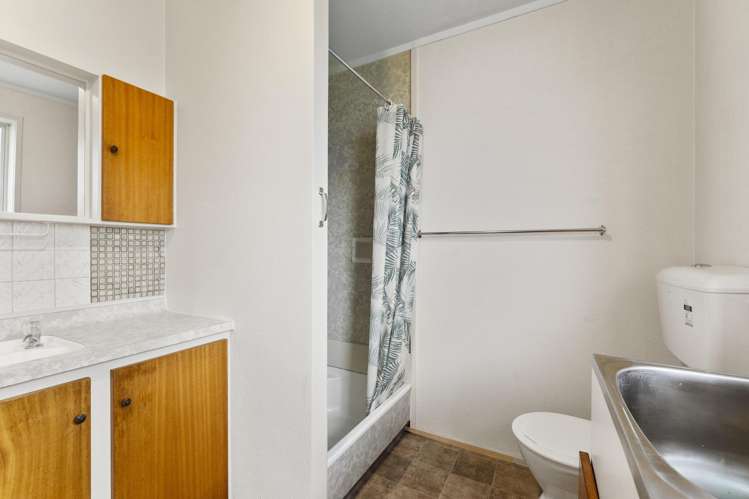 234c Mill Road Otaki_10