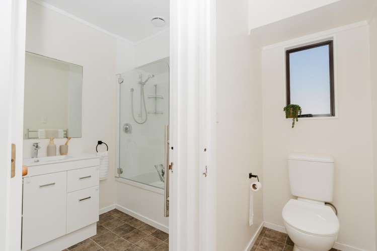 6 Bartholomew Drive Nawton_17