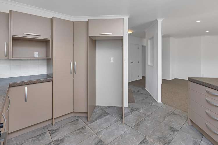 7 Endeavour Place One Tree Point_11