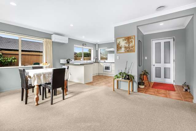 8 Ashgrove Court Hamilton East_1