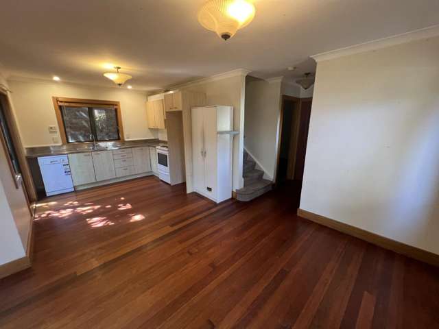 C/33 Nairn Street Mount Cook_4