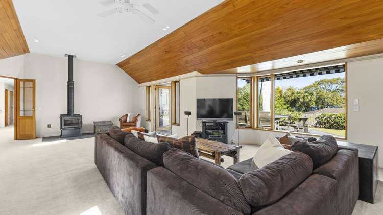 26 and 28 Napier Road Hilltop_17