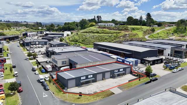 Fully tenanted Industrial investment