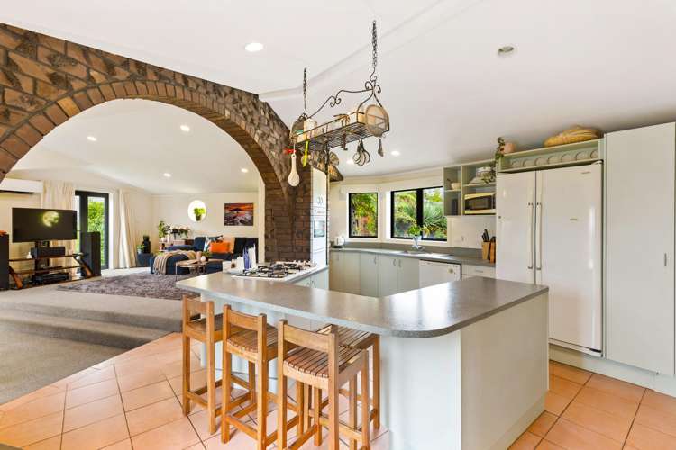 22 Matuhi Rise Henderson_5