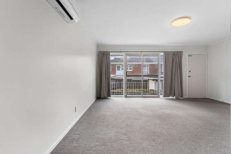 4/44 Turama Road Royal Oak_5