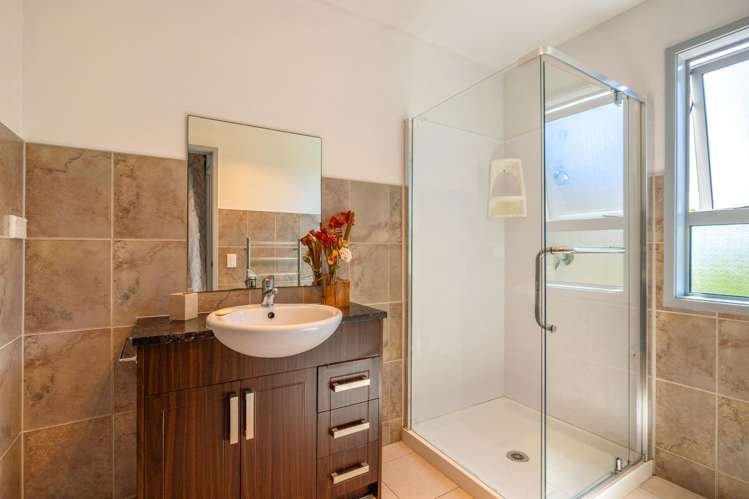 15A Erua Road Ostend_20