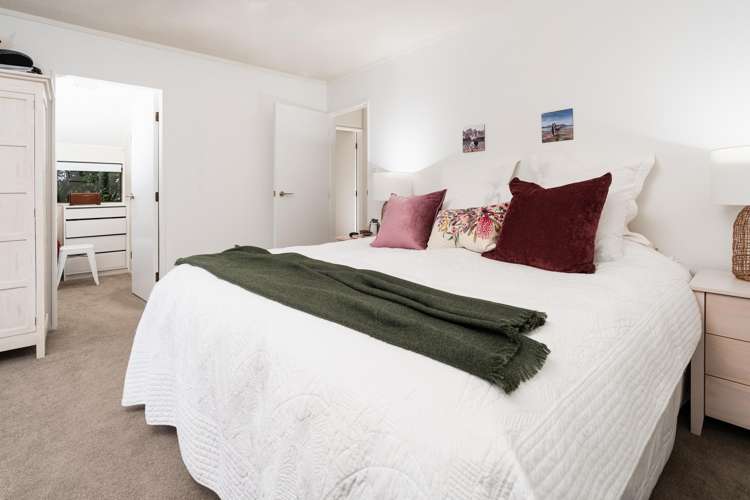 80 Amapur Drive Khandallah_12