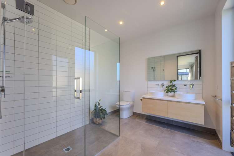 87a Infinity Drive Wanaka_25