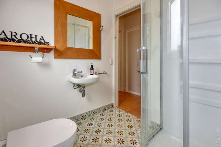 70 Sandwich Road Beckenham_17