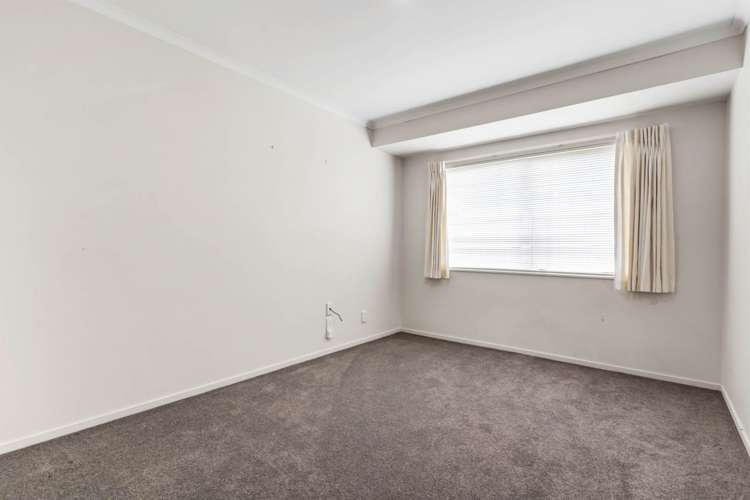 33 Craigavon Drive East Tamaki_14