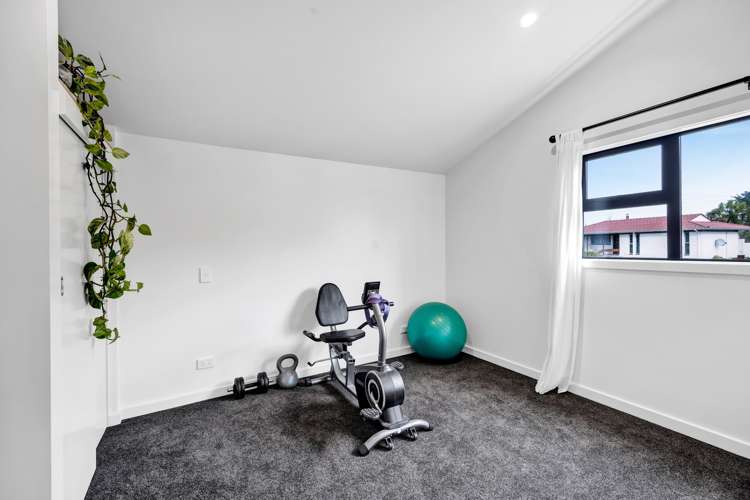5 Totara Terrace Inglewood_11