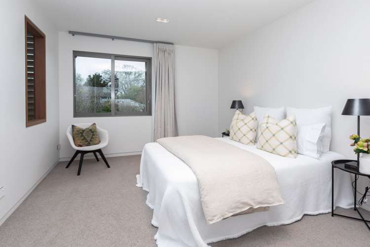 23 Desmond Street Merivale_28