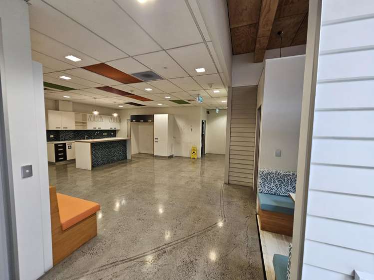 79-83 Beach Road Auckland Central_5