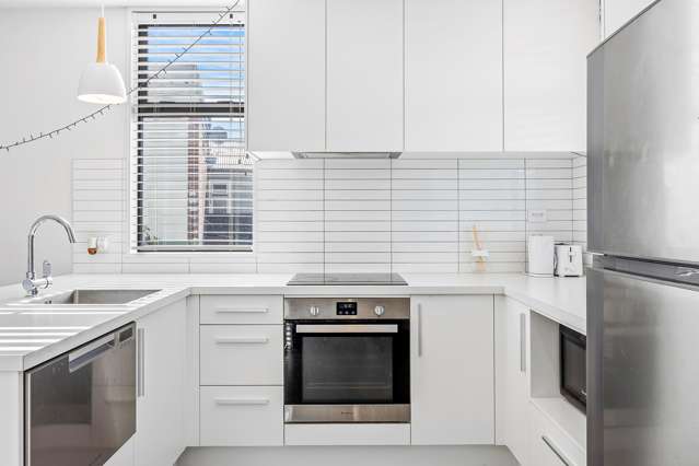 6/63 Poulson Street Addington_2