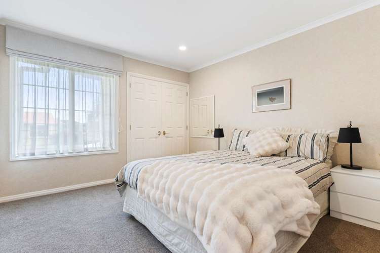 26 Moyrus Crescent East Tamaki Heights_12