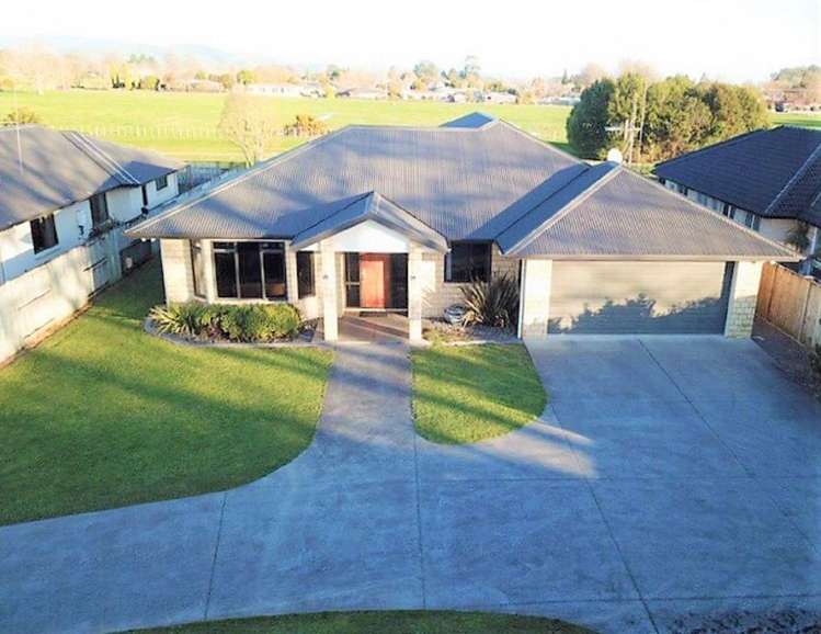 8 Libby Crescent Cambridge_19