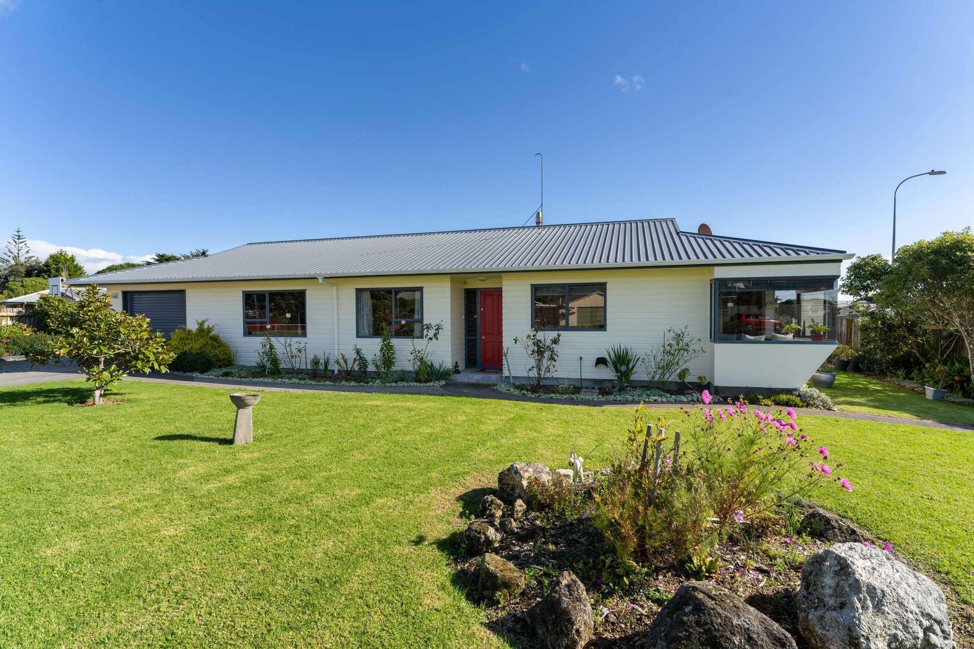 29 Karaka Street Otaki Beach_0