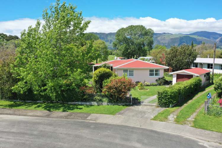 12 Lake Crescent Takaka_2