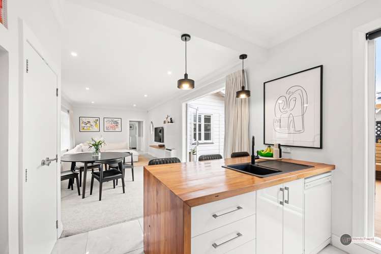 68 Cuba Street Petone_11