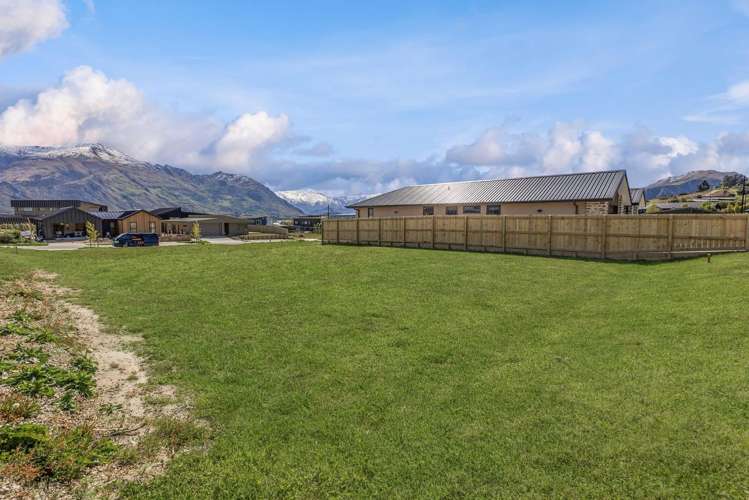 8 Whio Crescent Wanaka_1