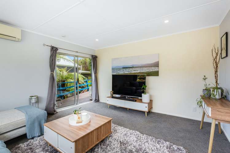1/9 Lowry Crescent Stokes Valley_10
